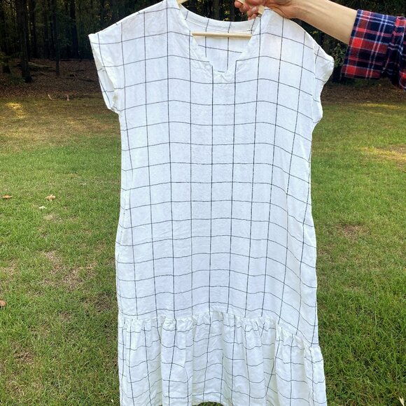 LinenbyMN Check Drop Ruffle Dress, size small with belt and pockets - Picture 4 of 8